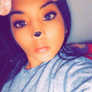 Meet your Posher, Beatriz